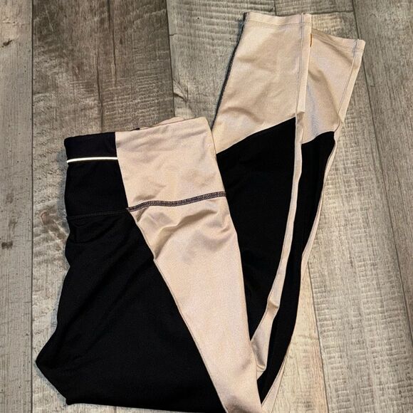 LUCY work out‎ pants- size L - Picture 1 of 5